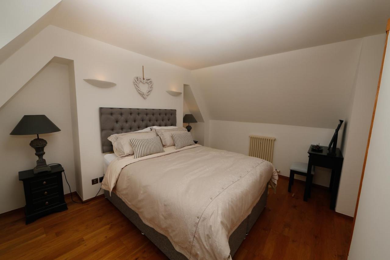 Unique 2 Bedroom Cottage In Fittie アバディーン エクステリア 写真