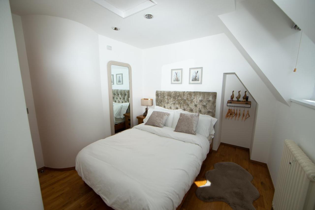 Unique 2 Bedroom Cottage In Fittie アバディーン エクステリア 写真